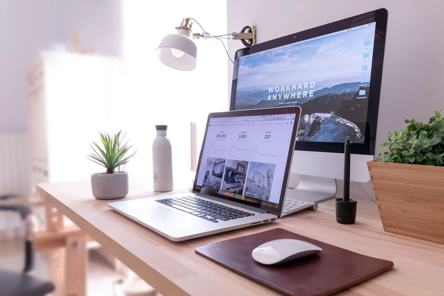Crypto PR agency selection: service models and deliverables